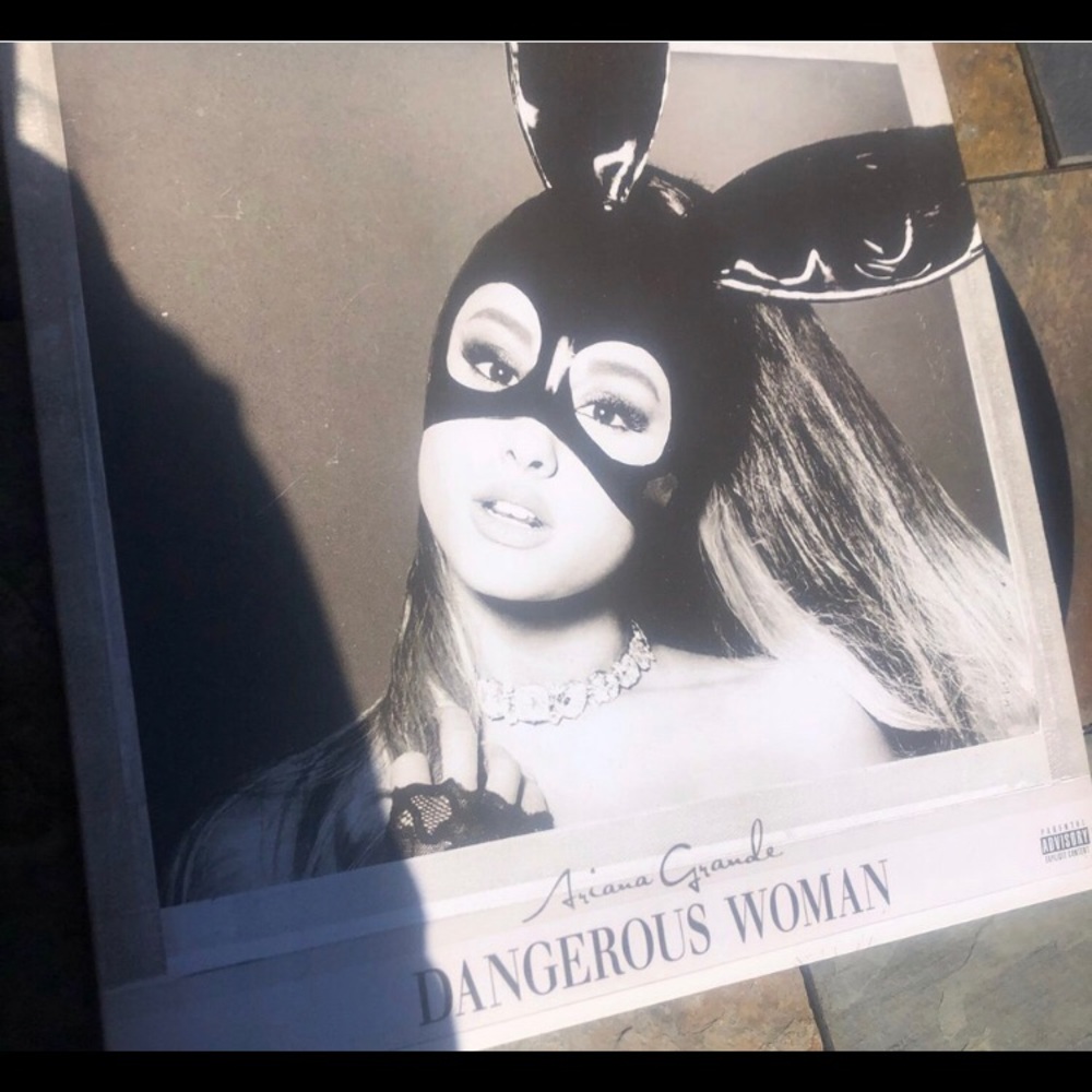 Dangerous woman ariana grande vinyl